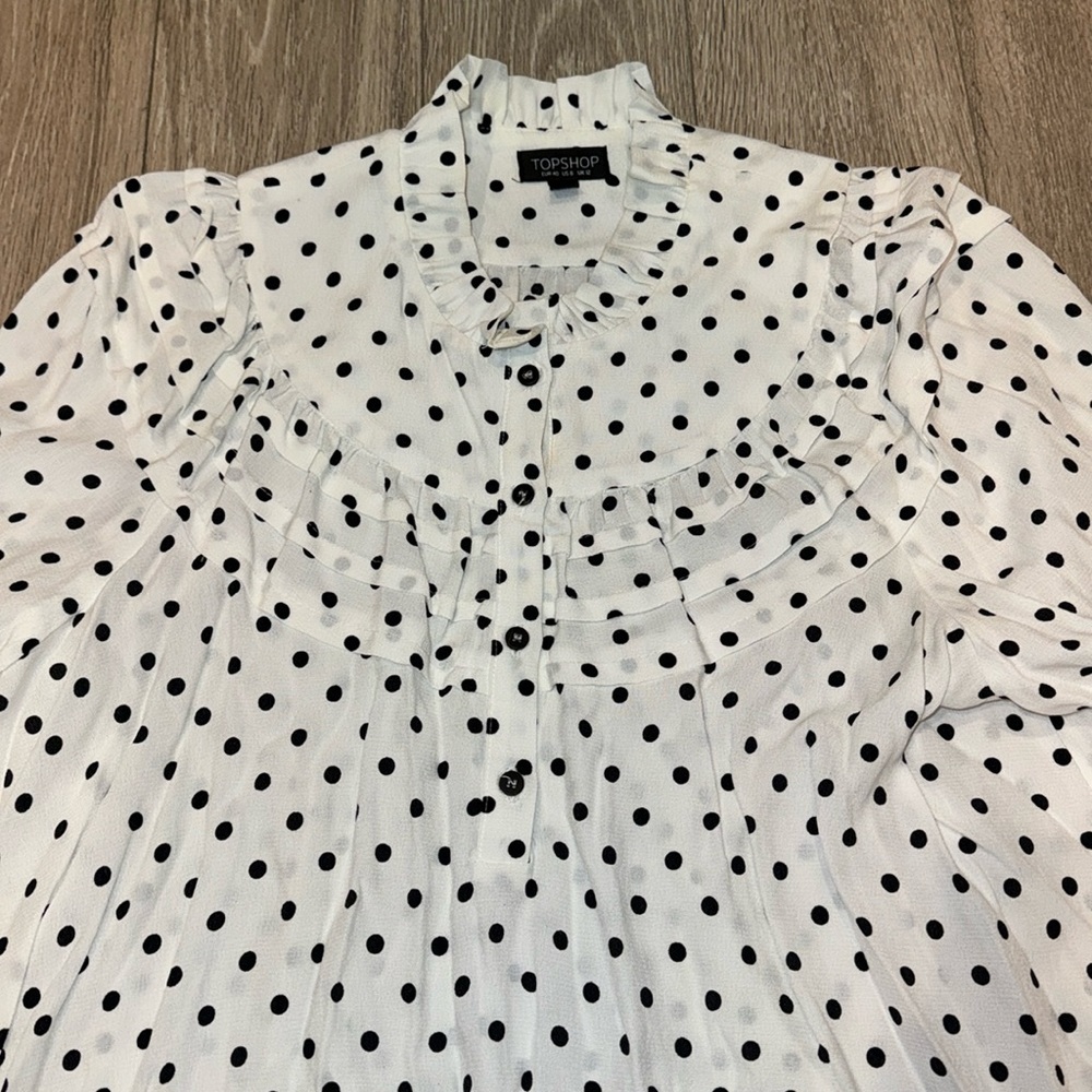 TOPSHOP billowy polkadot blouse, size US 8